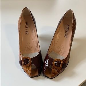 Leather Anyilu high heels